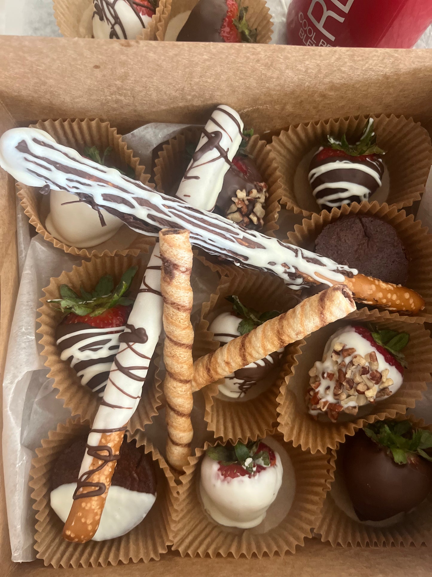 Chocolate Covered Strawberry & Sweets Box